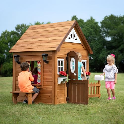 Backyard Discovery Aspen Cubby Playhouse 3